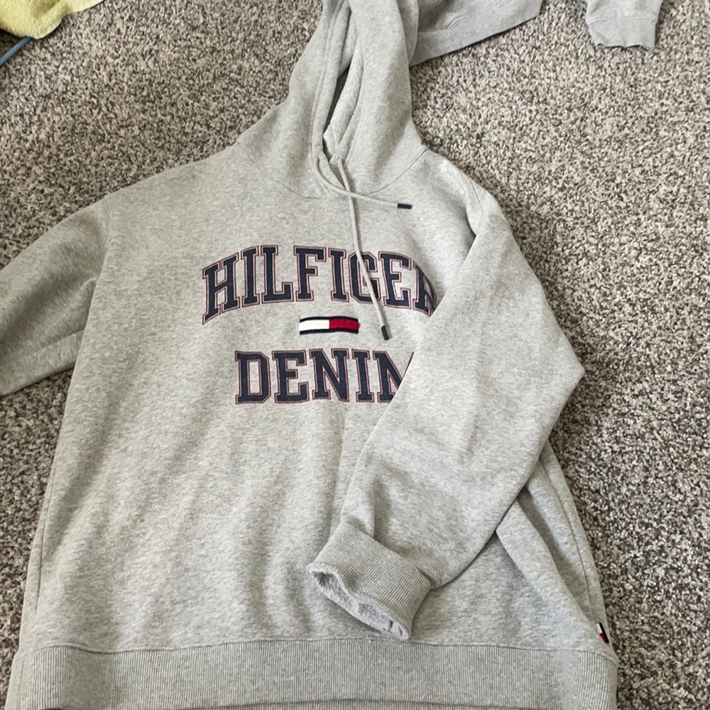 Tommy Sweatshirt